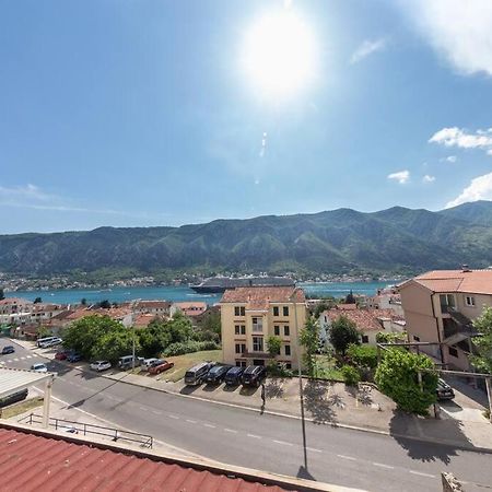 Sailor'S Knot Apartment - Central And Amazing Sea View Котор Екстериор снимка