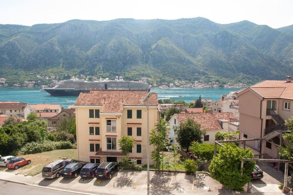 Sailor'S Knot Apartment - Central And Amazing Sea View Котор Екстериор снимка
