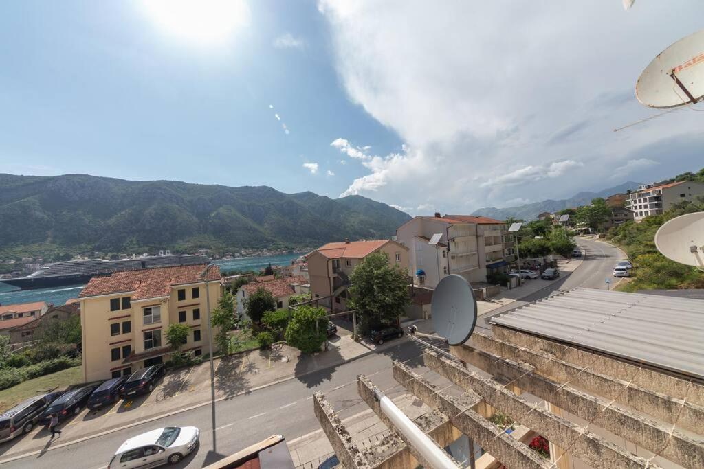 Sailor'S Knot Apartment - Central And Amazing Sea View Котор Екстериор снимка